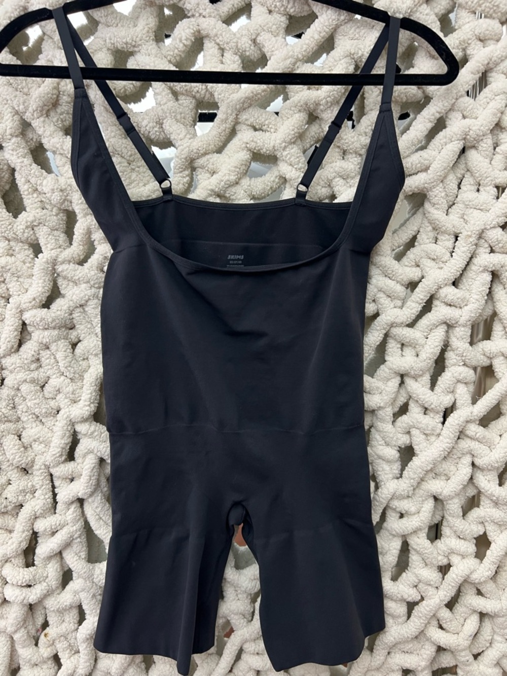 SKIMS SEAMLESS SCULPT BUTT ENHANCING OPEN BUST MID THIGH BODYSUIT NWOT